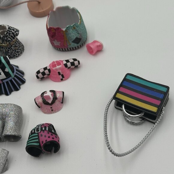 OMG LOL Surprise Doll Accessories Clothes Shoes Purses Cups Mixed 56 pc Lot - Picture 6 of 13